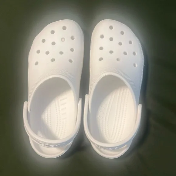 CROCS Shoes White Crocs Mens Size 7 Womans Size 9 Poshmark